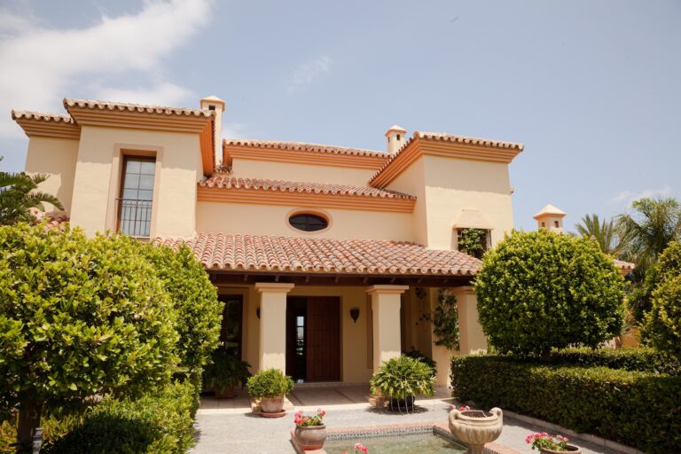 stucco home tile roofing