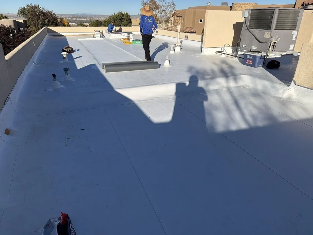 Cabezon roofing workers